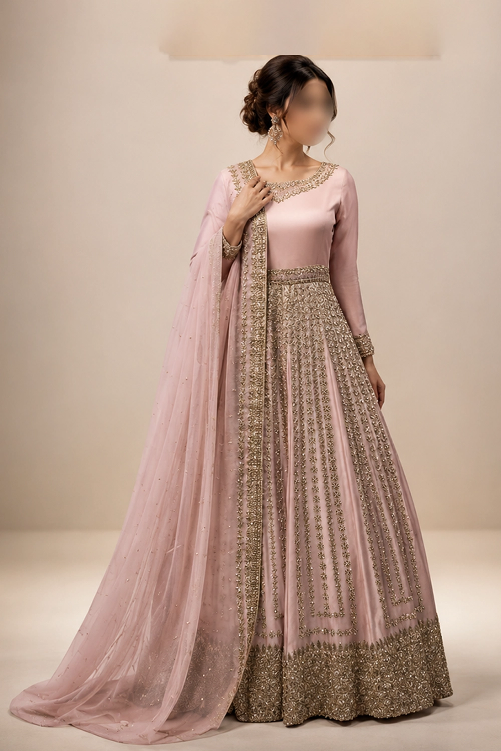 Heritage craftsmanship by Mian Lehnga House